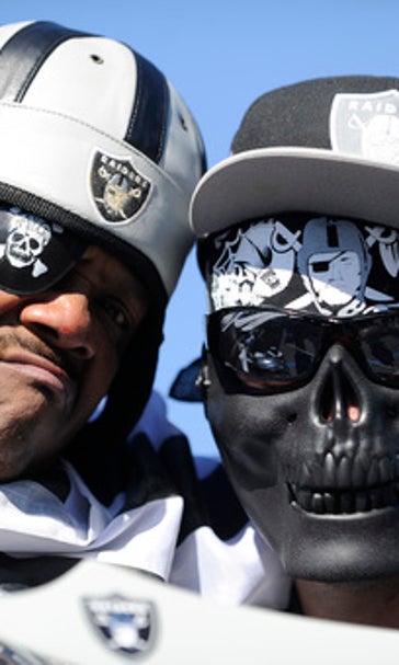 Jackpot! Vegas looks to score big win by landing Raiders